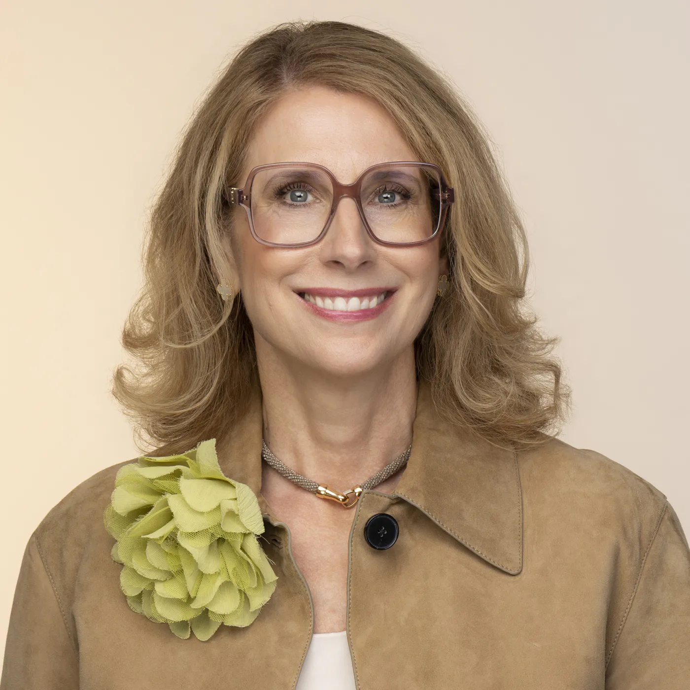 Porträt von Dr. Annette Oschmann